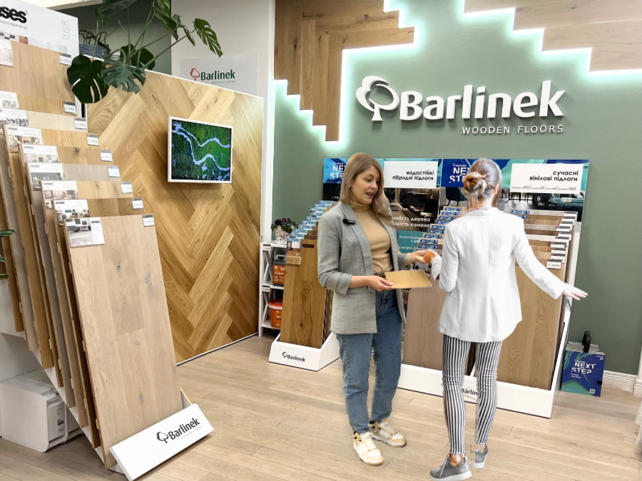 Вибір паркету та вінілу в магазині Київ